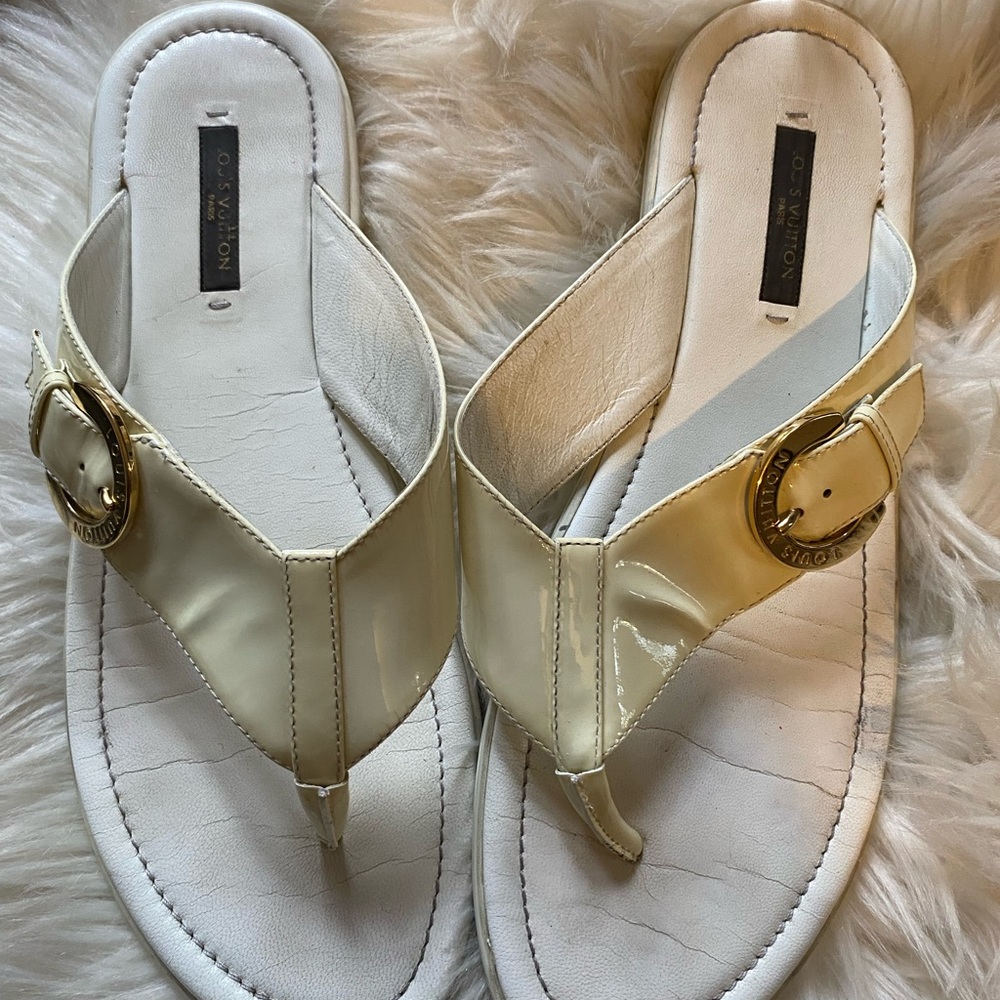 Louis Vuitton white vintage sandals size 39
